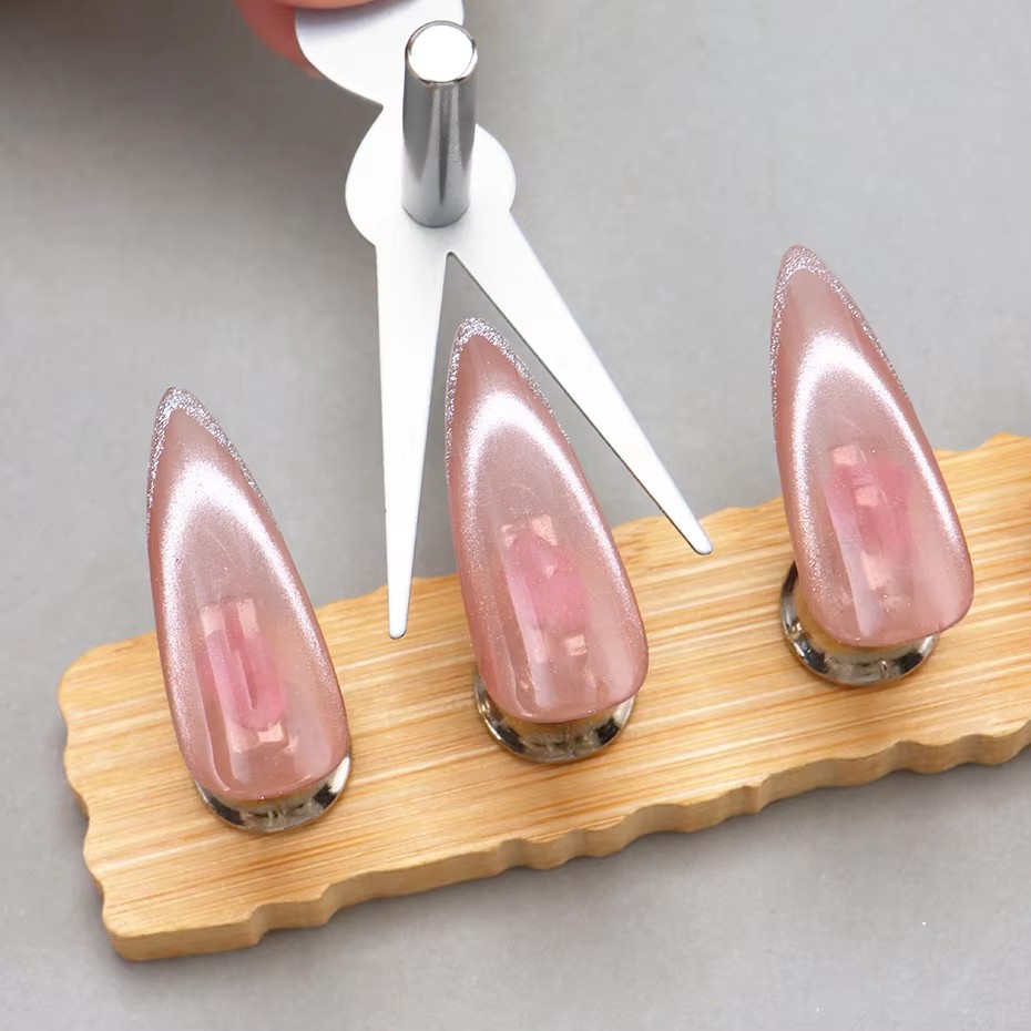 Lot de 1/6 Aimants pour Ongles - Sanding Stick Set avis et prix