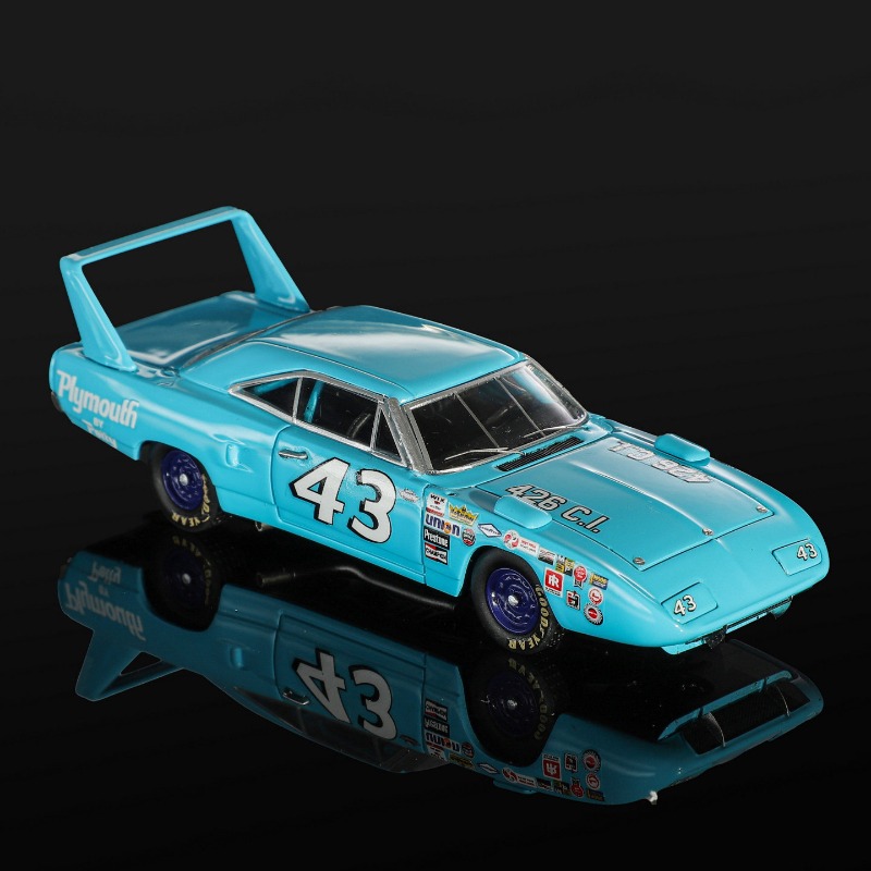 Modèle de voiture en alliage M - Model Kit Runner avis et prix