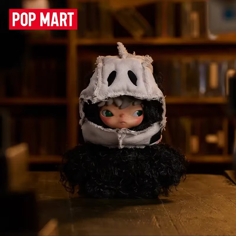 POP MART Hirono After Dark Mis - Model Kit Runner avis et prix