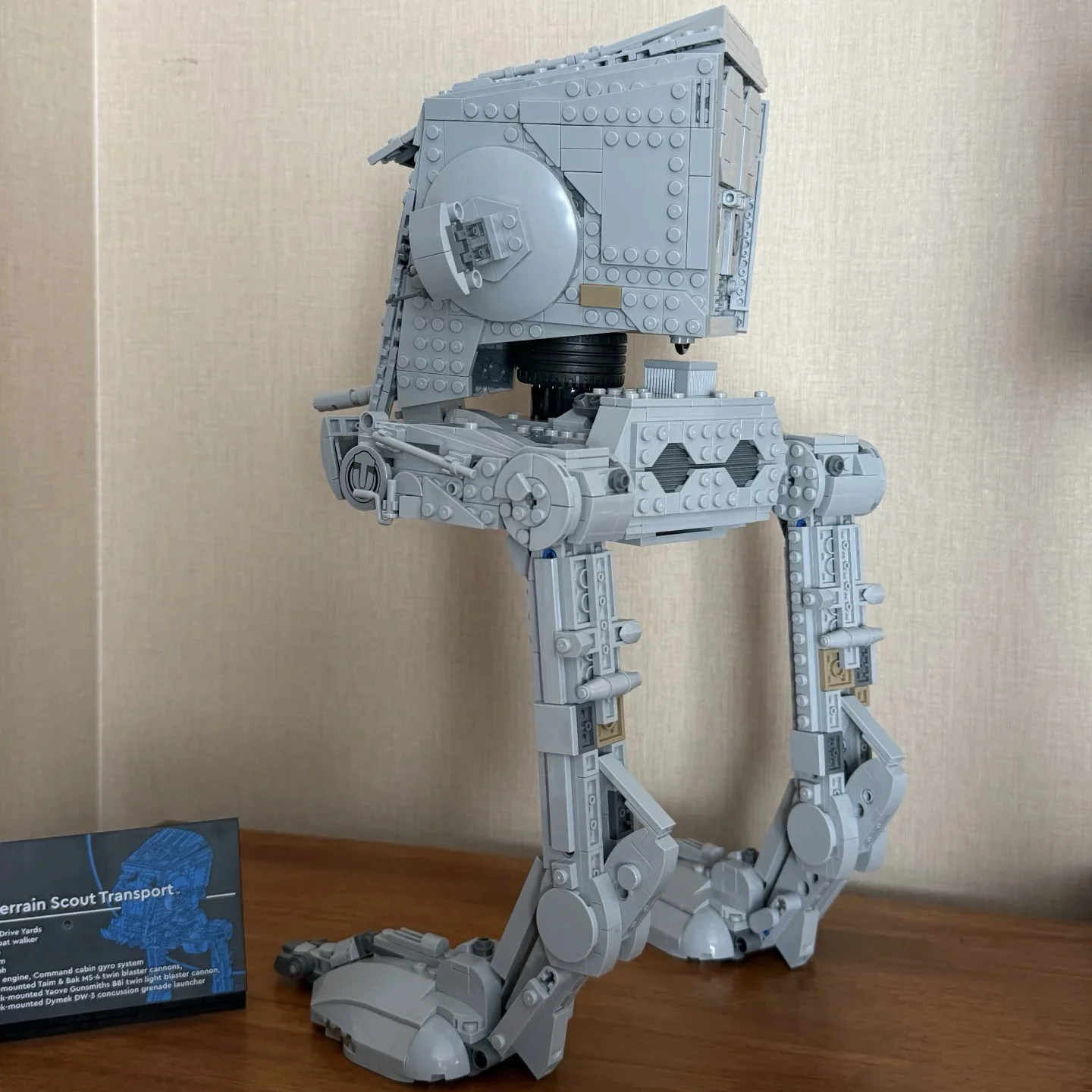 1513 pièces UCS AT-ST Recon Wa - Model Kit Runner avis et prix