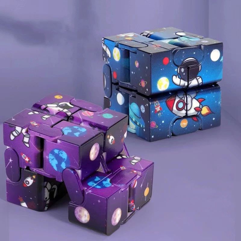 Cube magique à rabat infinie,  - Model Kit Infinite Dimension avis et prix